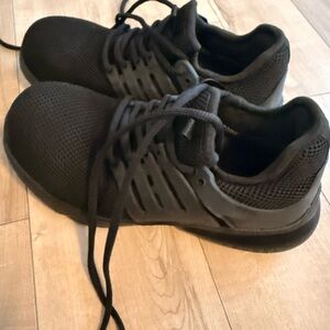 Women's Black Lace-Up Athletic Steel Toe Sneakers